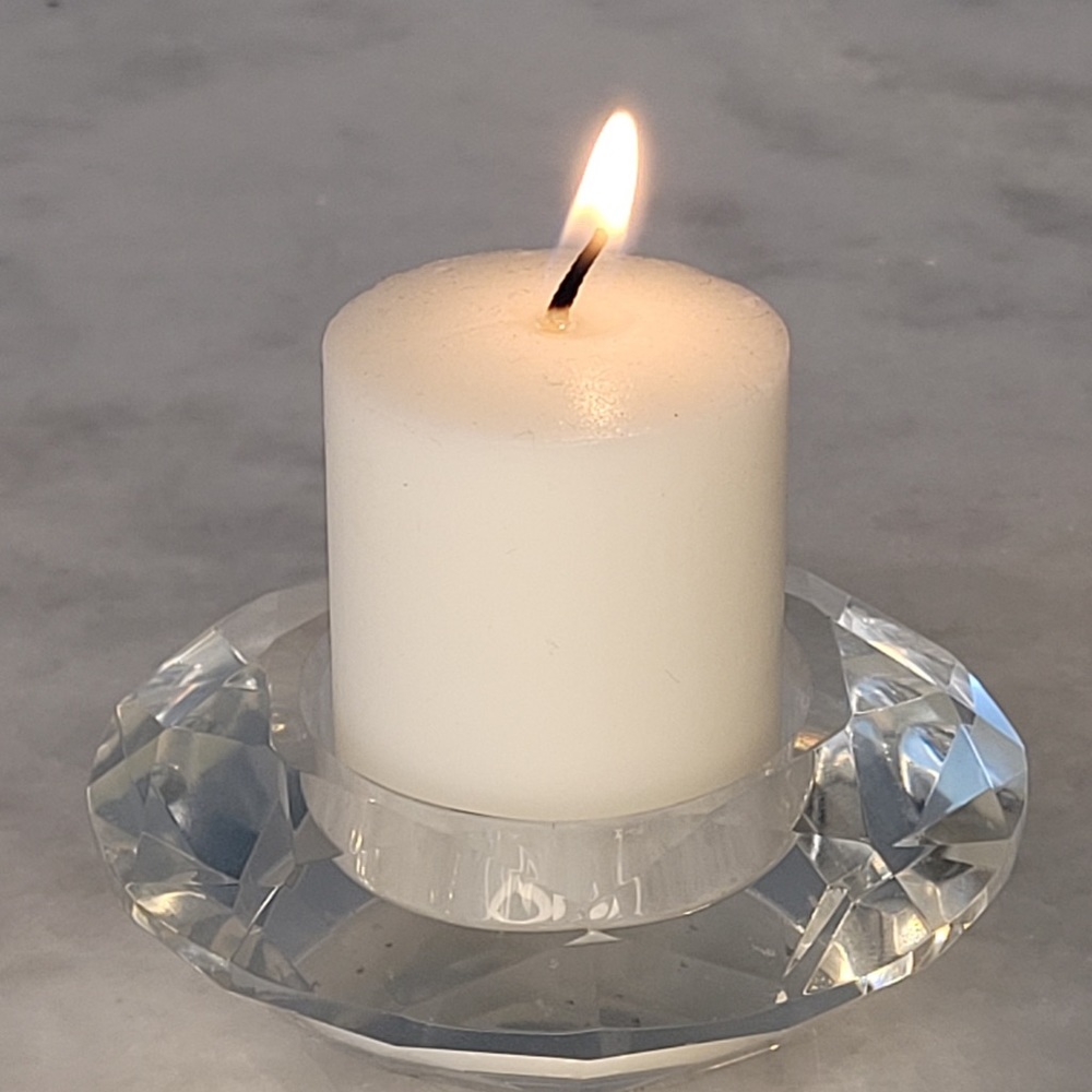 Elegant Crystal Candle Holder